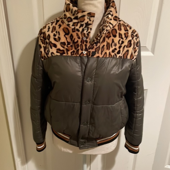 Mother NWT Leopard Puffer - Picture 2 of 16